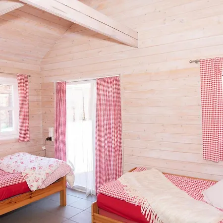Kemp Blockhutte Wohlfuhlwagen Gastezimmer Moerenhof *